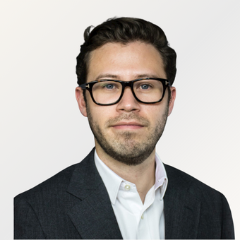 Lic. Adalberto Almada